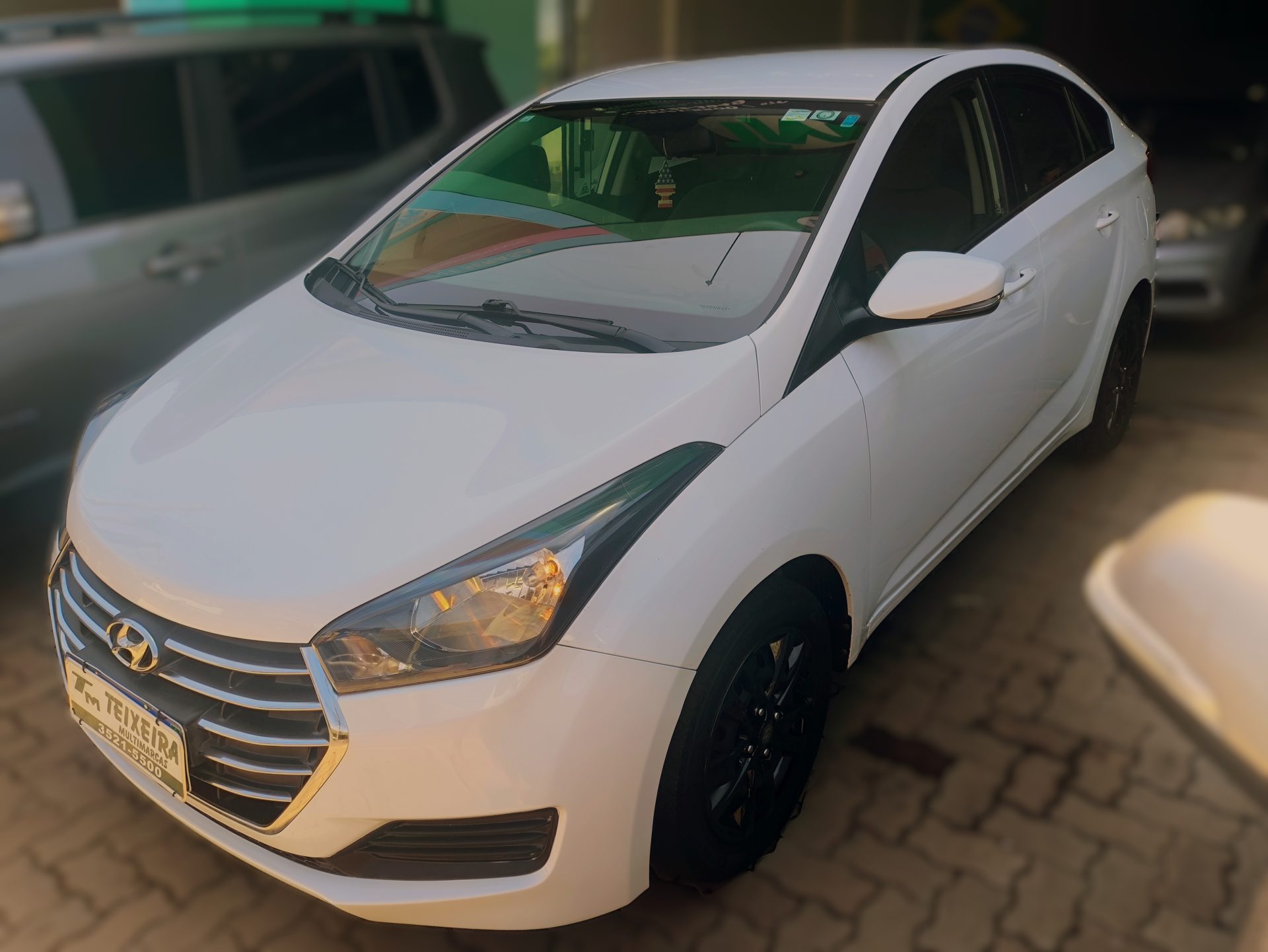 Hyundai HB20S Comfort Plus 1.0 12v