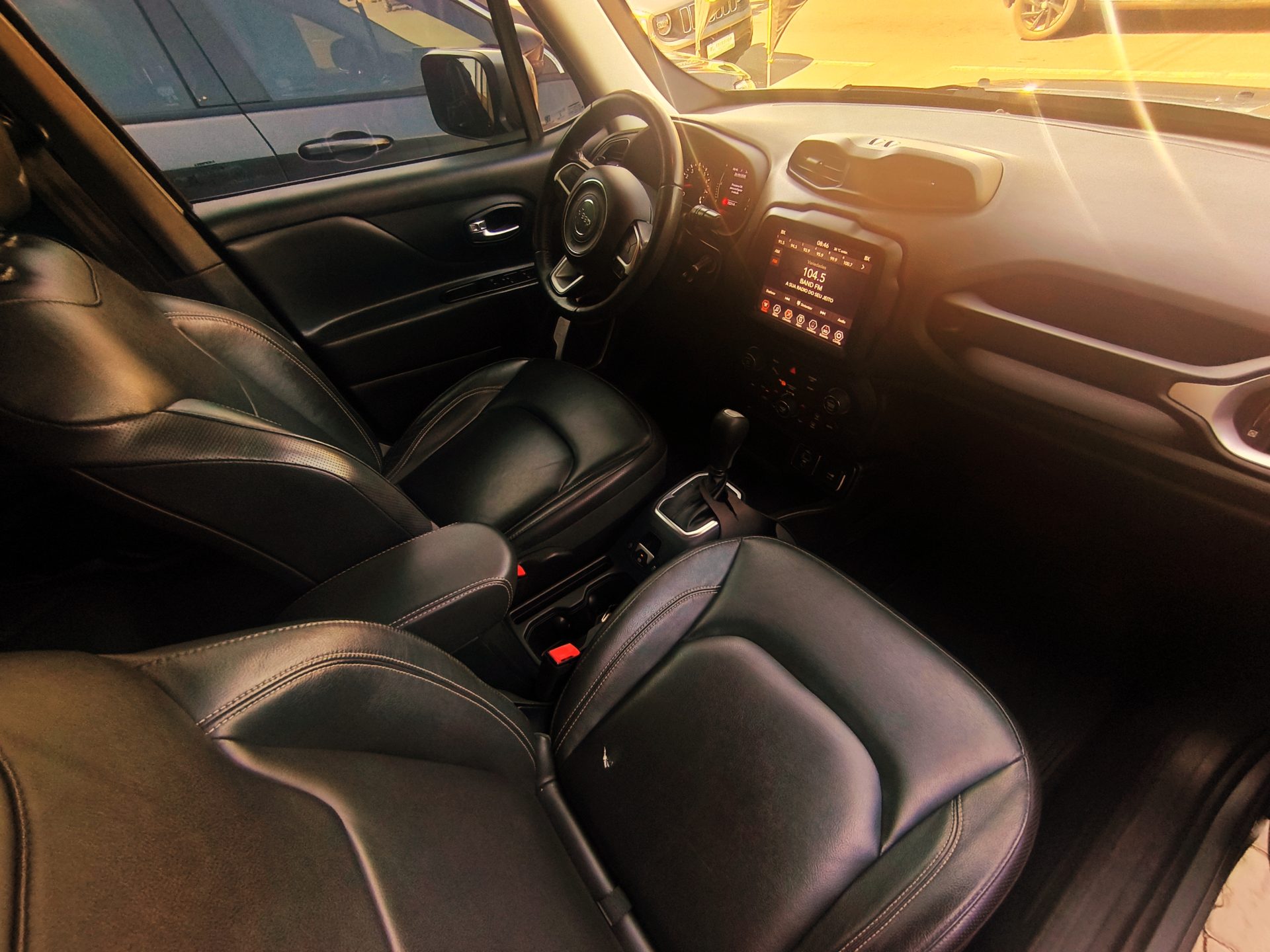 Jeep Renegade Longitude 1.8 16v - foto 4