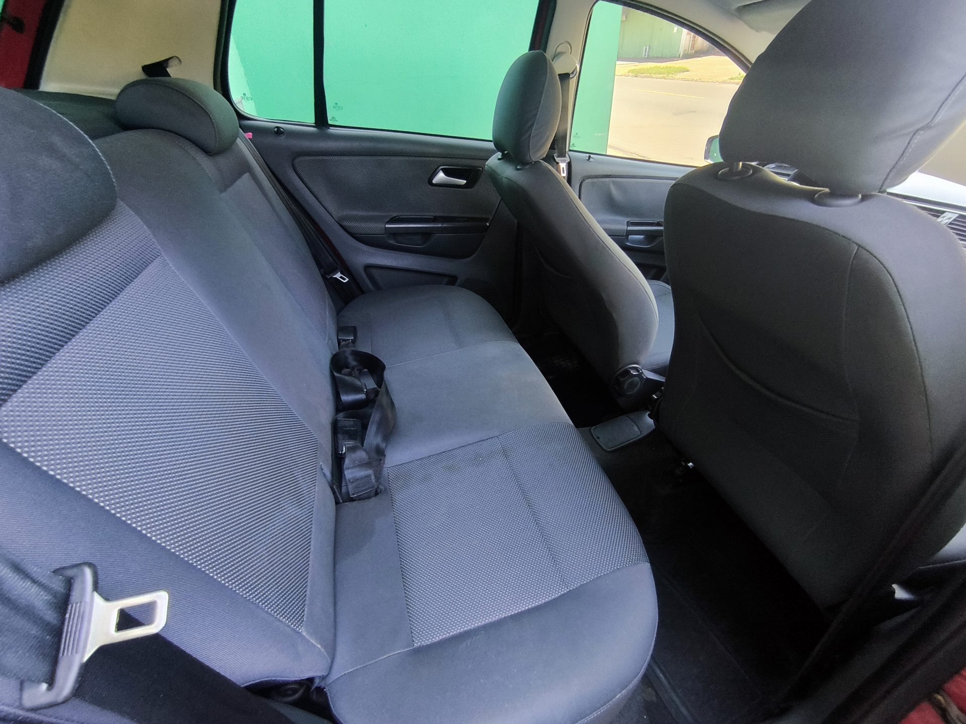 Volkswagem Fox 1.0 4 portas - foto 4